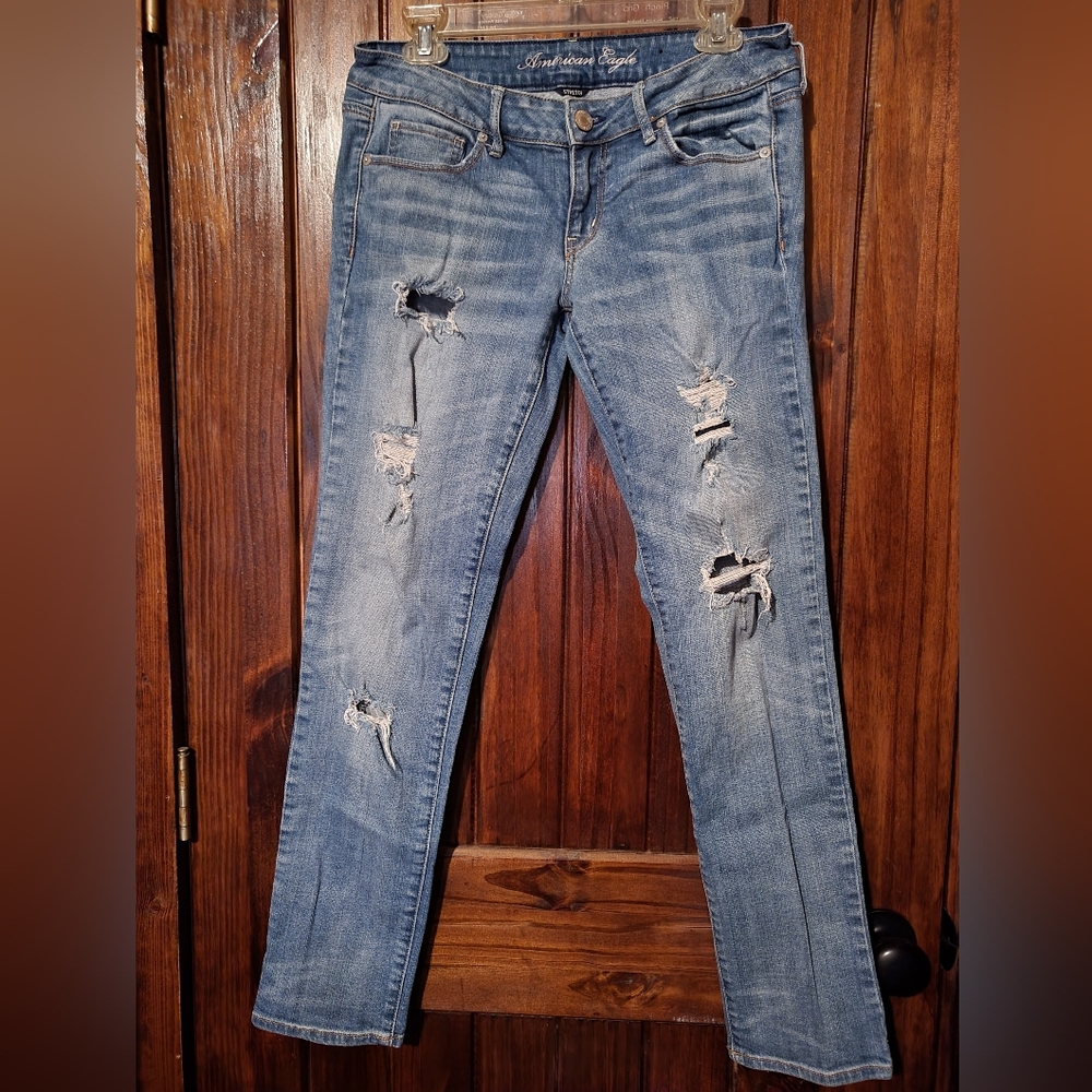 Women's American Eagle Size 8 Regular Skinny Stretch Jeans